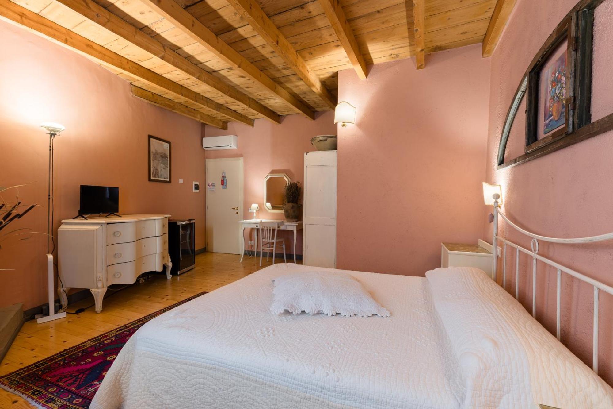 B&B Corte Del Mincio Monzambano Ngoại thất bức ảnh